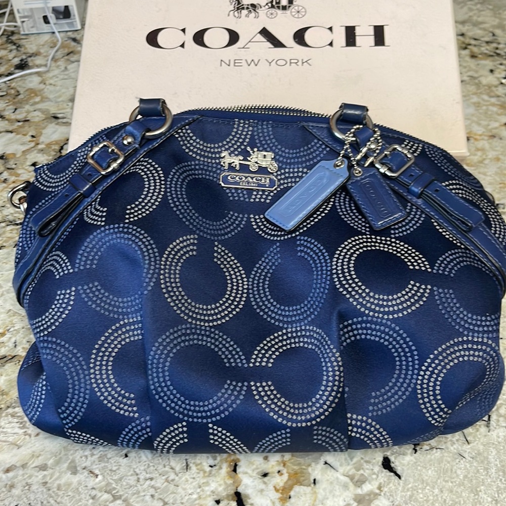 Coach Purse Medium size